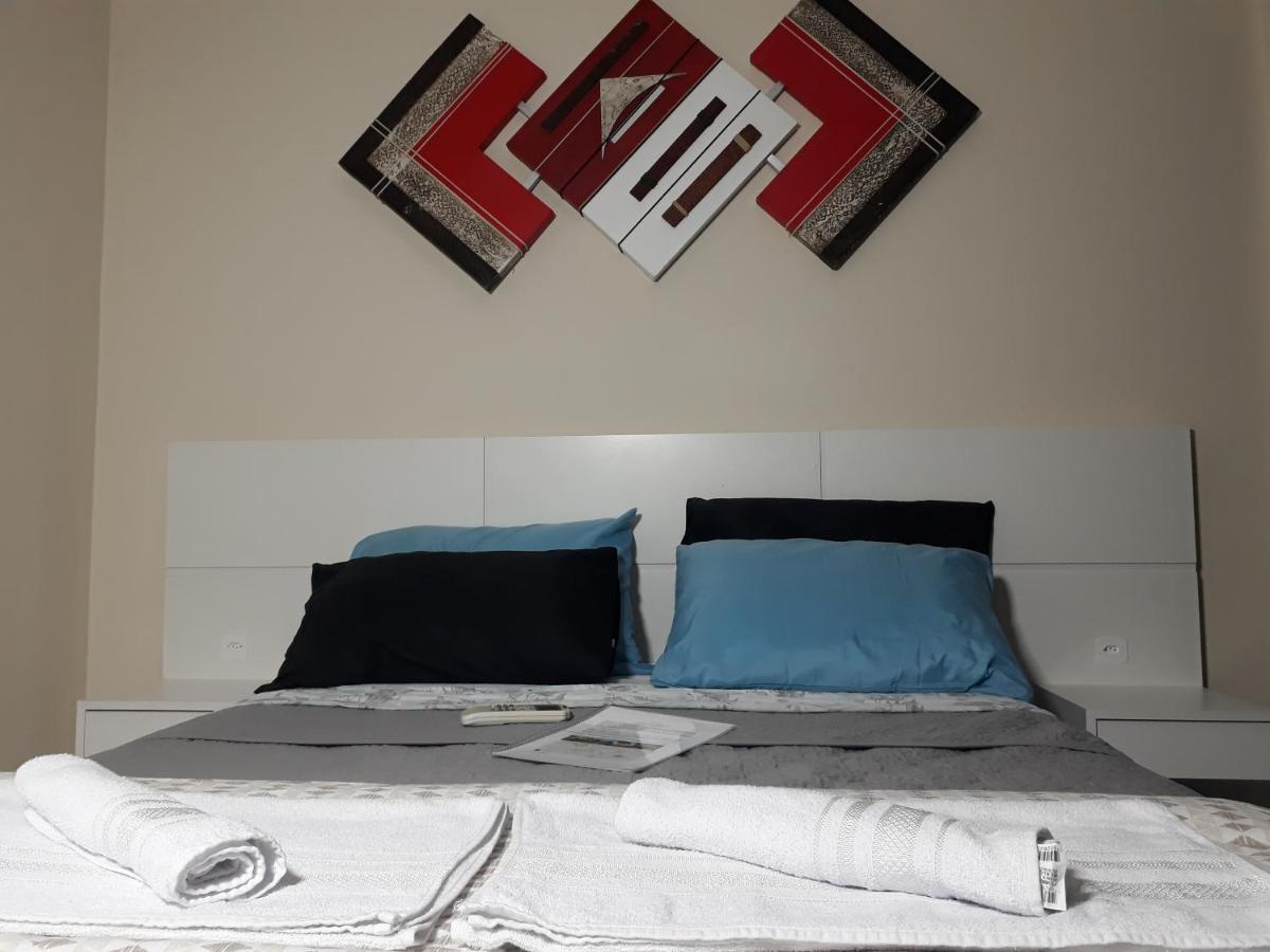Apartamento Central Proximo A Rodoviaria E Faculdades Curitiba Exteriör bild