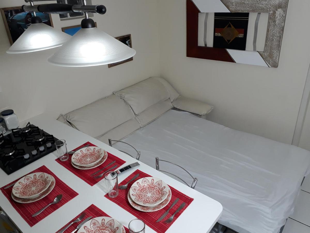 Apartamento Central Proximo A Rodoviaria E Faculdades Curitiba Exteriör bild