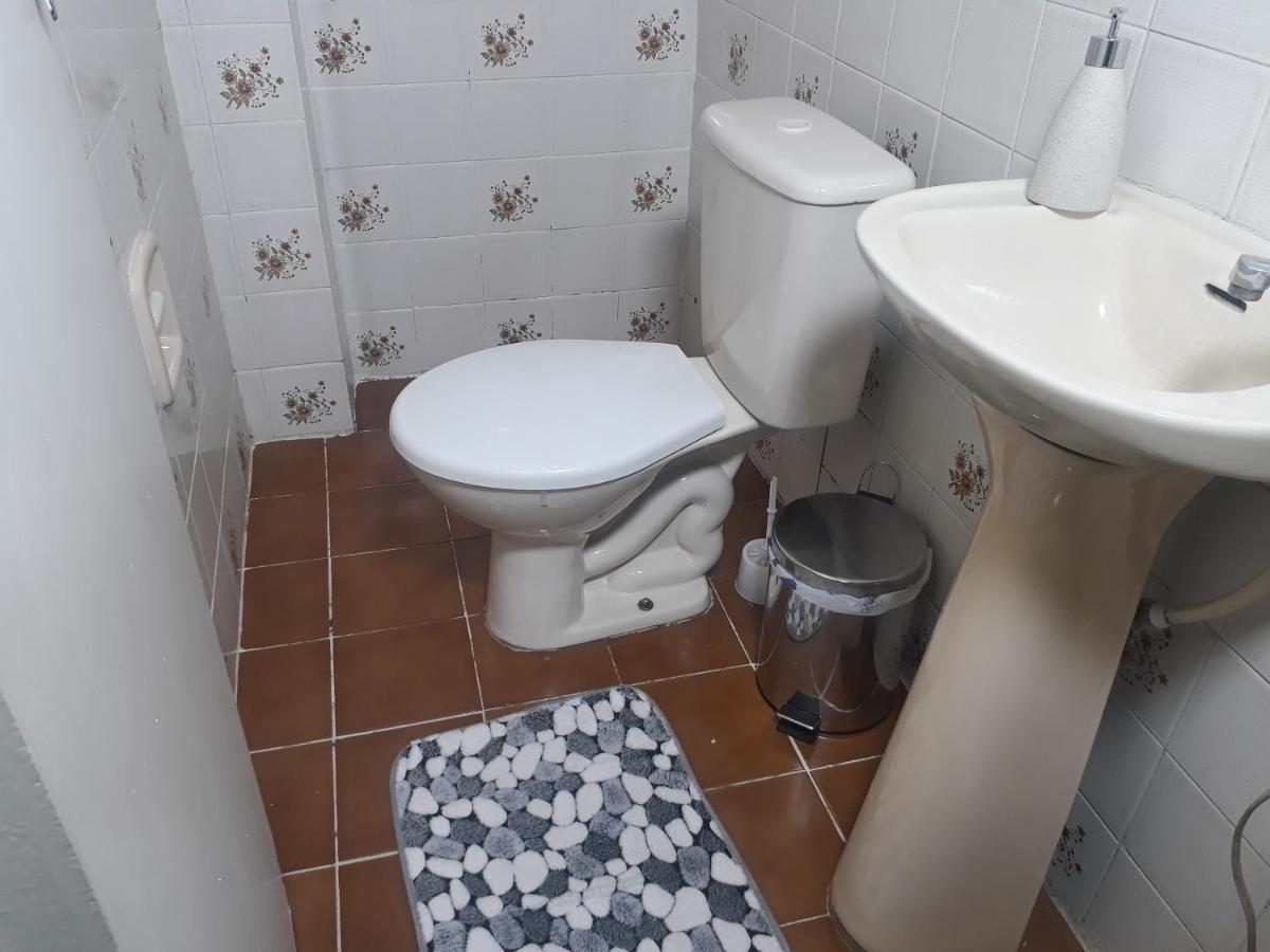 Apartamento Central Proximo A Rodoviaria E Faculdades Curitiba Exteriör bild