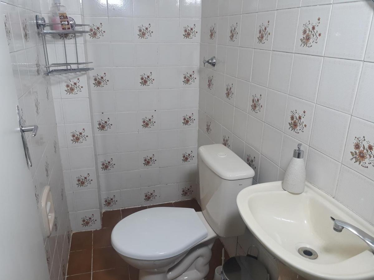Apartamento Central Proximo A Rodoviaria E Faculdades Curitiba Exteriör bild